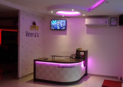 Veera's Saloon